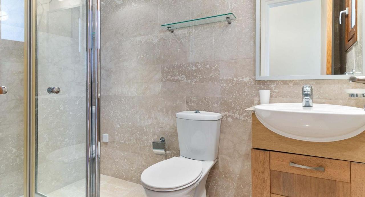 Fantastic Junior Villa Cz02 Salamis With Gorgeous Views, Aphrodite Hills Куклия Экстерьер фото